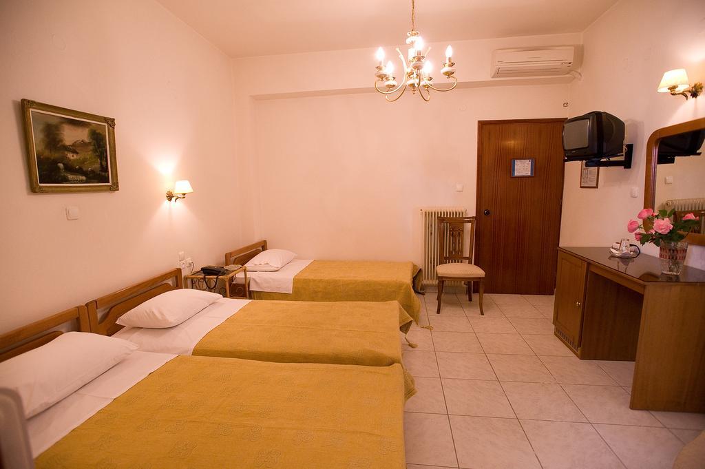 Hotel Urania Preveza Habitación foto